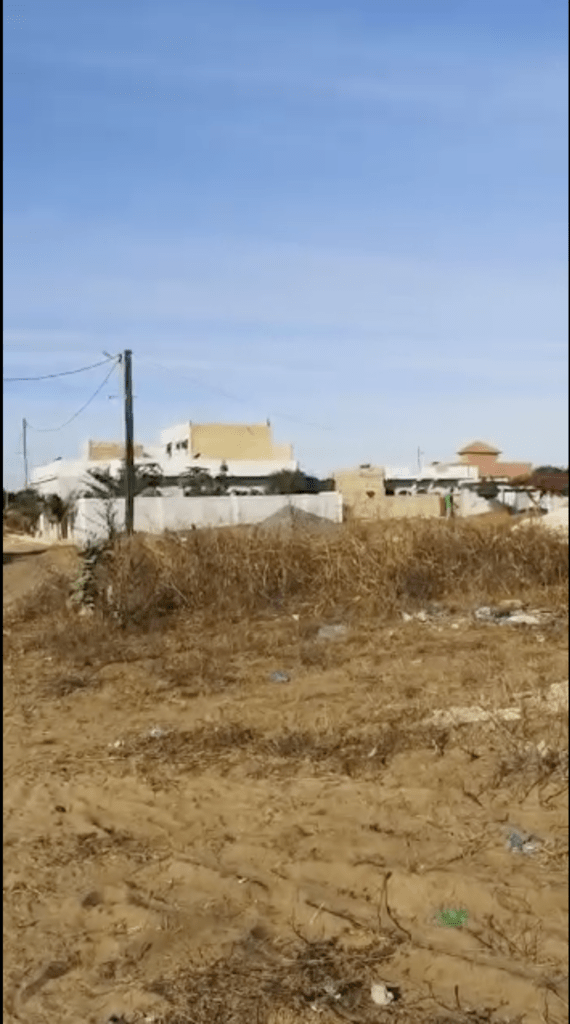 Terrain de 600 m2 à SALY JOSEPH
